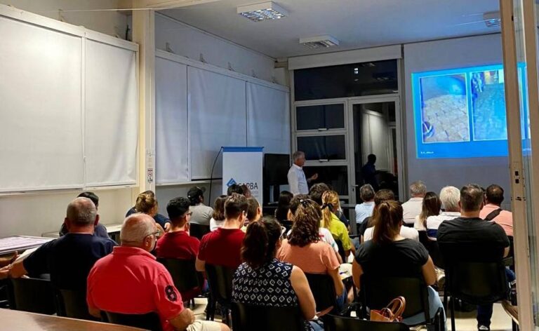 El Cauba10 convocó a profesionales en el encuentro sobre Revestimientos Plásticos & Pinturas –QUIMICA LLANA