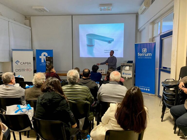 El Capba10 convocó a profesionales en el encuentro sobre últimos lanzamientos Fv Griferia – Ferrum